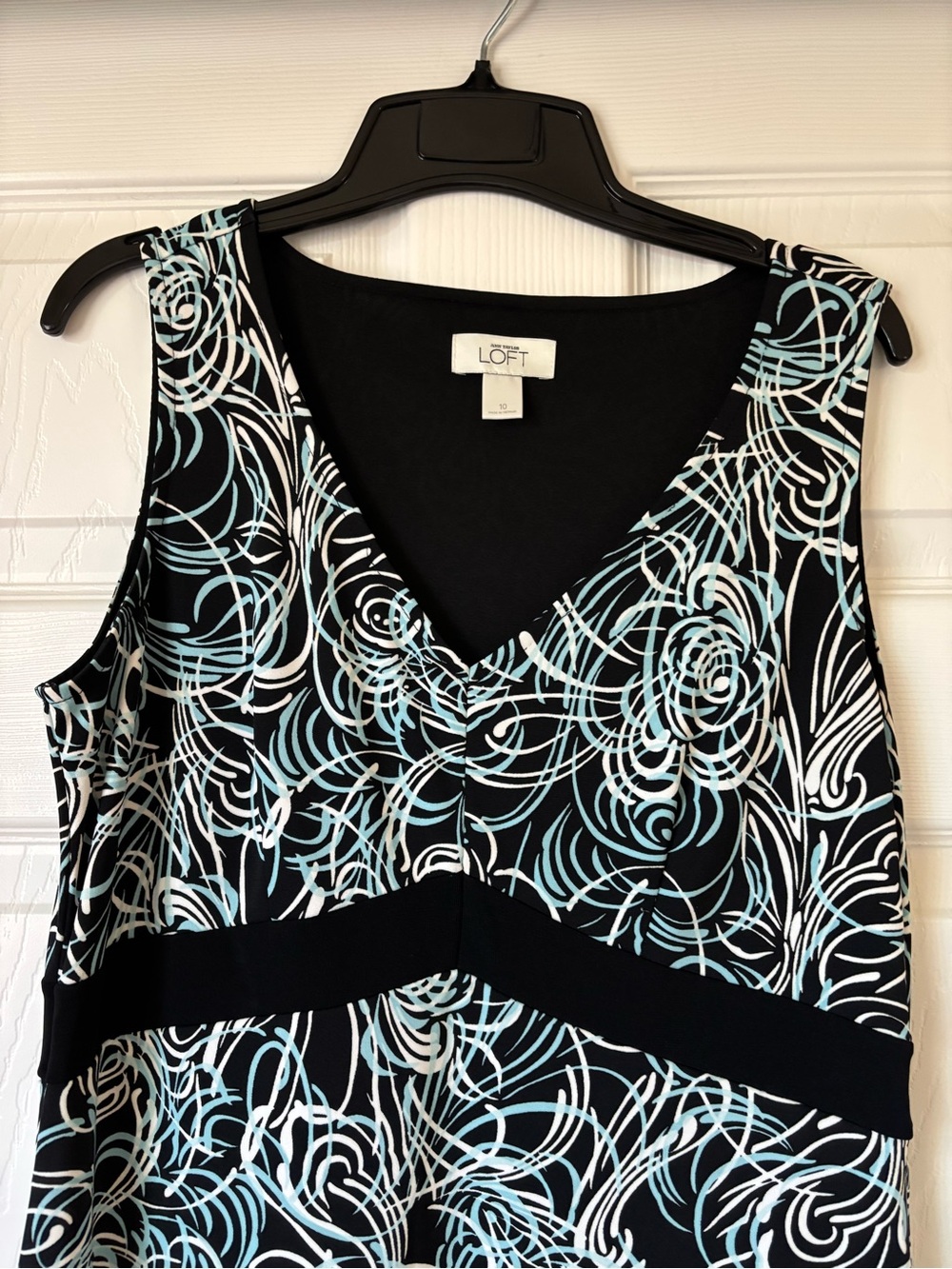 😱 SALE - LOFT Black Midi Dress with White & Light Blue Swirl Print - Picture 3 of 5
